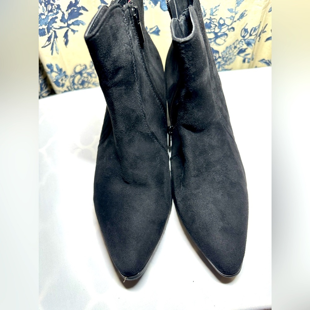 Black boots